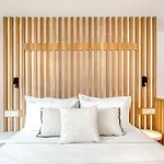 Szálloda Panormos Bay Suites 5*