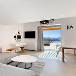 Panormos Bay Suites Szálloda