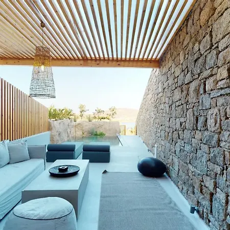 Panormos Bay Suites 호텔