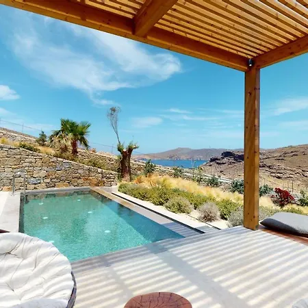 ホテル Panormos Bay Suites 5*