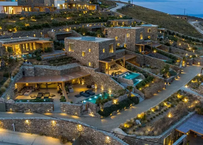 Отель Panormos Bay Suites 5*