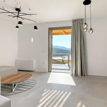 Panormos Bay Suites Hotel