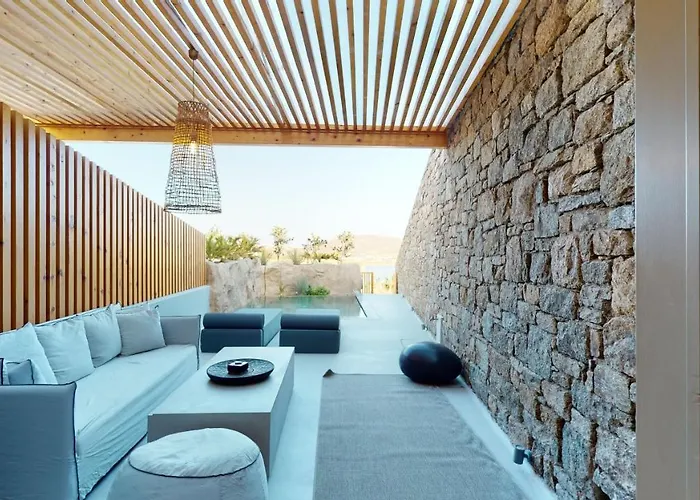 Panormos Bay Suites Hotel